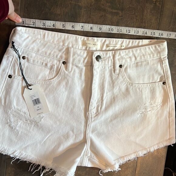 NWT Cleo+Wolf Country Women's High Rise Distressed Shorts Sz-30 - Picture 7 of 15
